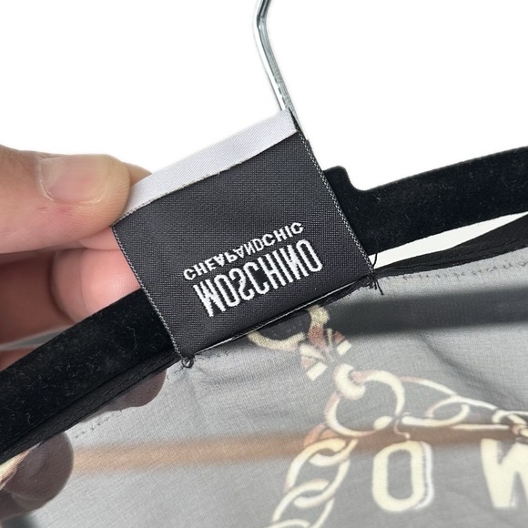 Moschino Graphic-Print Silk Shirt - Picture 5 of 10